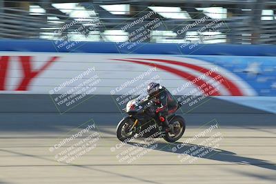 media/Nov-26-2022-Fastrack Riders (Sat) [[b001e85eef]]/Level 3/Session 1 Front Straight/